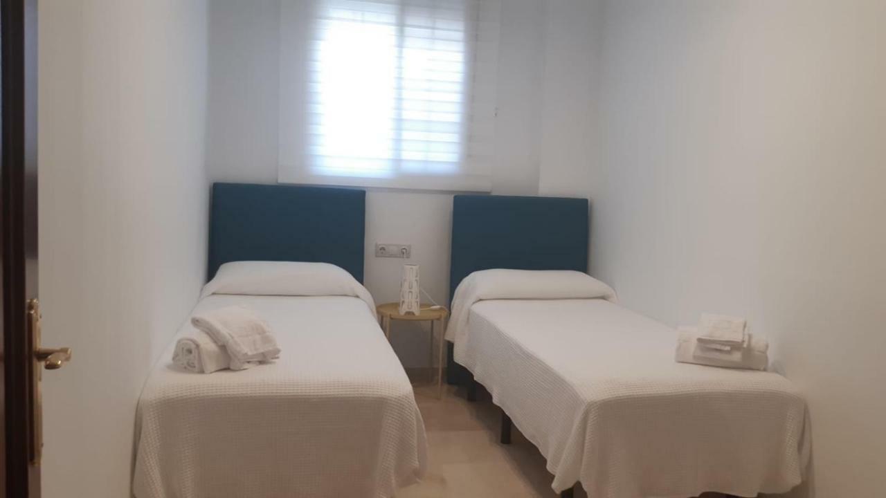Apartamento Plaza Alfonso XII Málaga Exteriör bild
